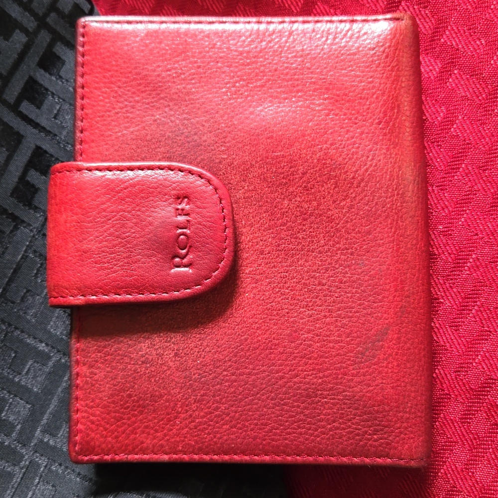 ROLFS RED LEATHER COWHIDE WALLET, COIN PURSE. GUC Vintage. (BIN 005)